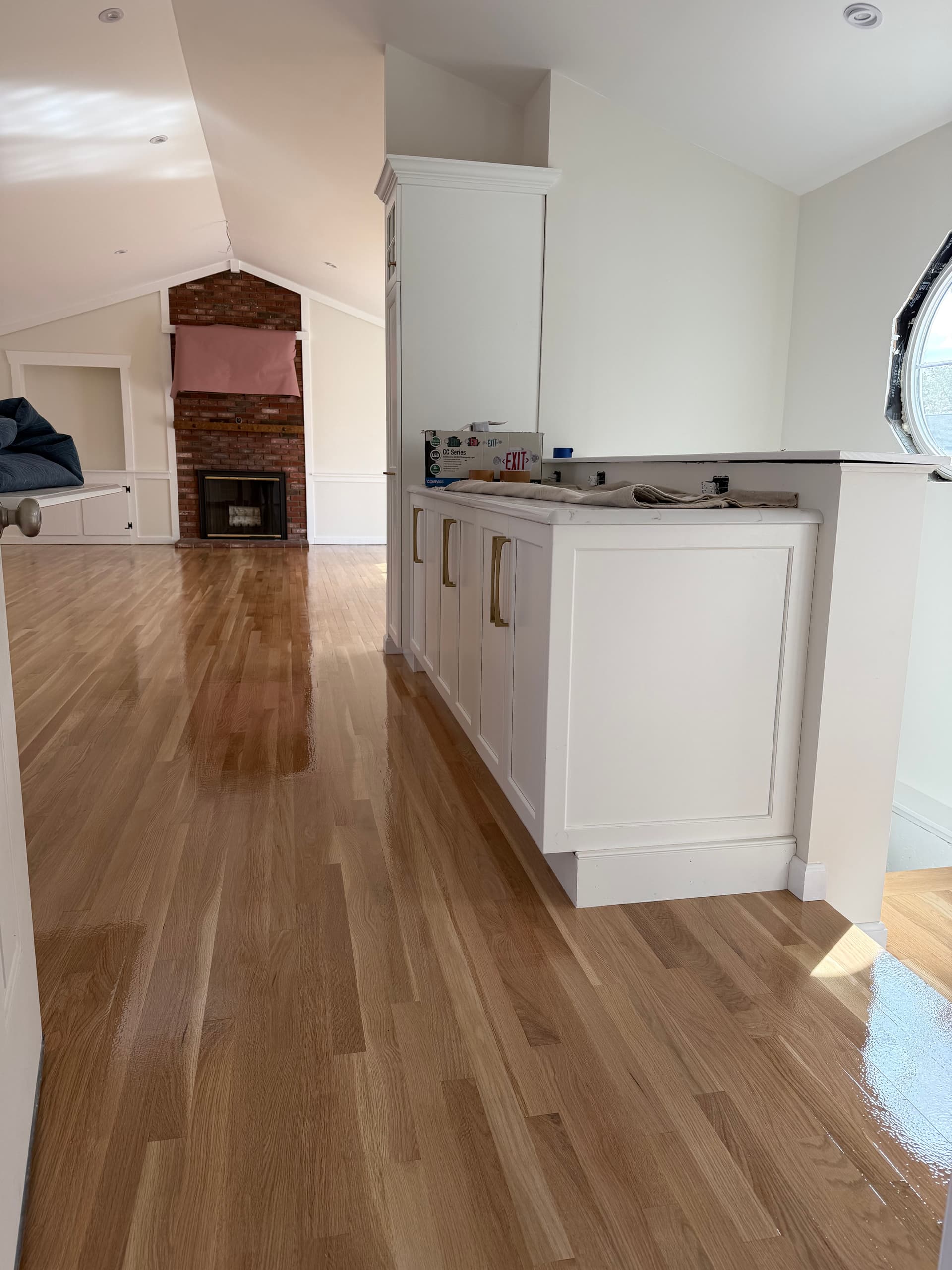 Gallery photos for Stunning Hardwood Floor Refinishing in a Cozy Home: Image #1
