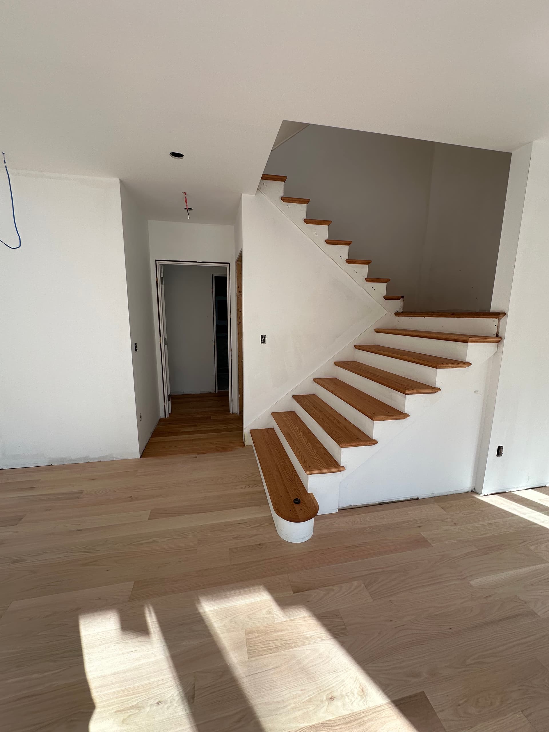 Gallery photos for Stunning White Oak Floors in a New Home: Image #2