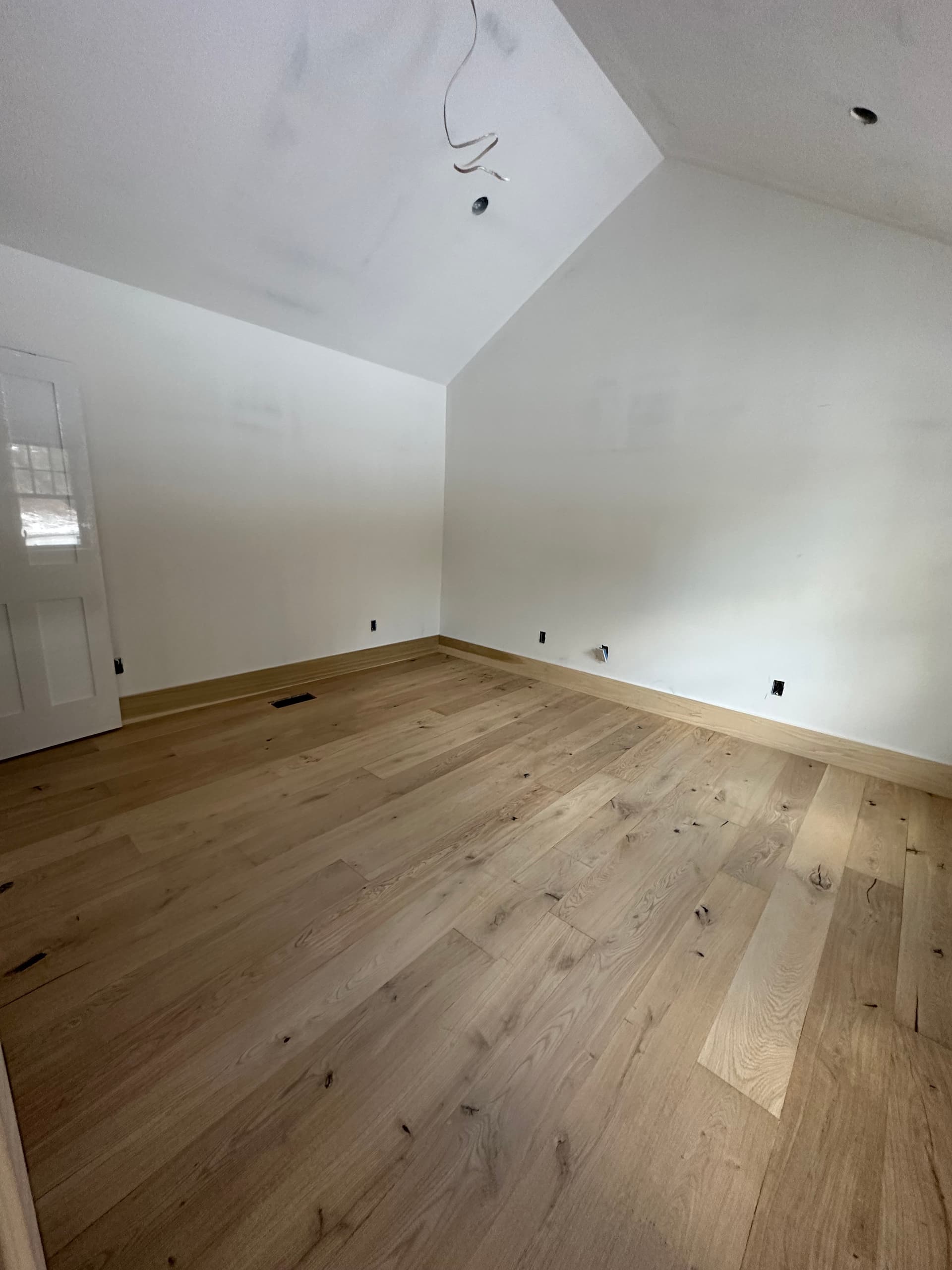 Gallery photos for Why Prefinished Hardwood Floors Are Worth Considering: Image #3