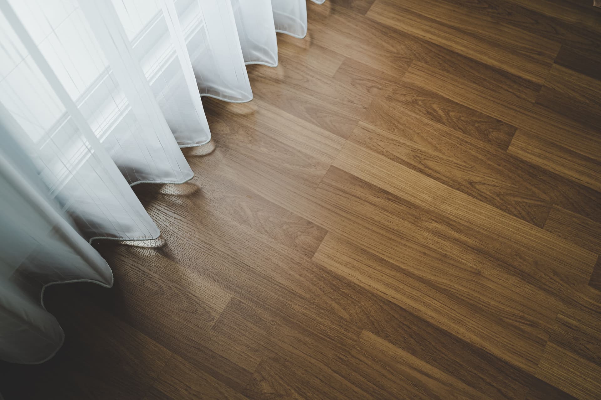 A Complete Guide to Discover the Hardwood Floor of Your Dreams image