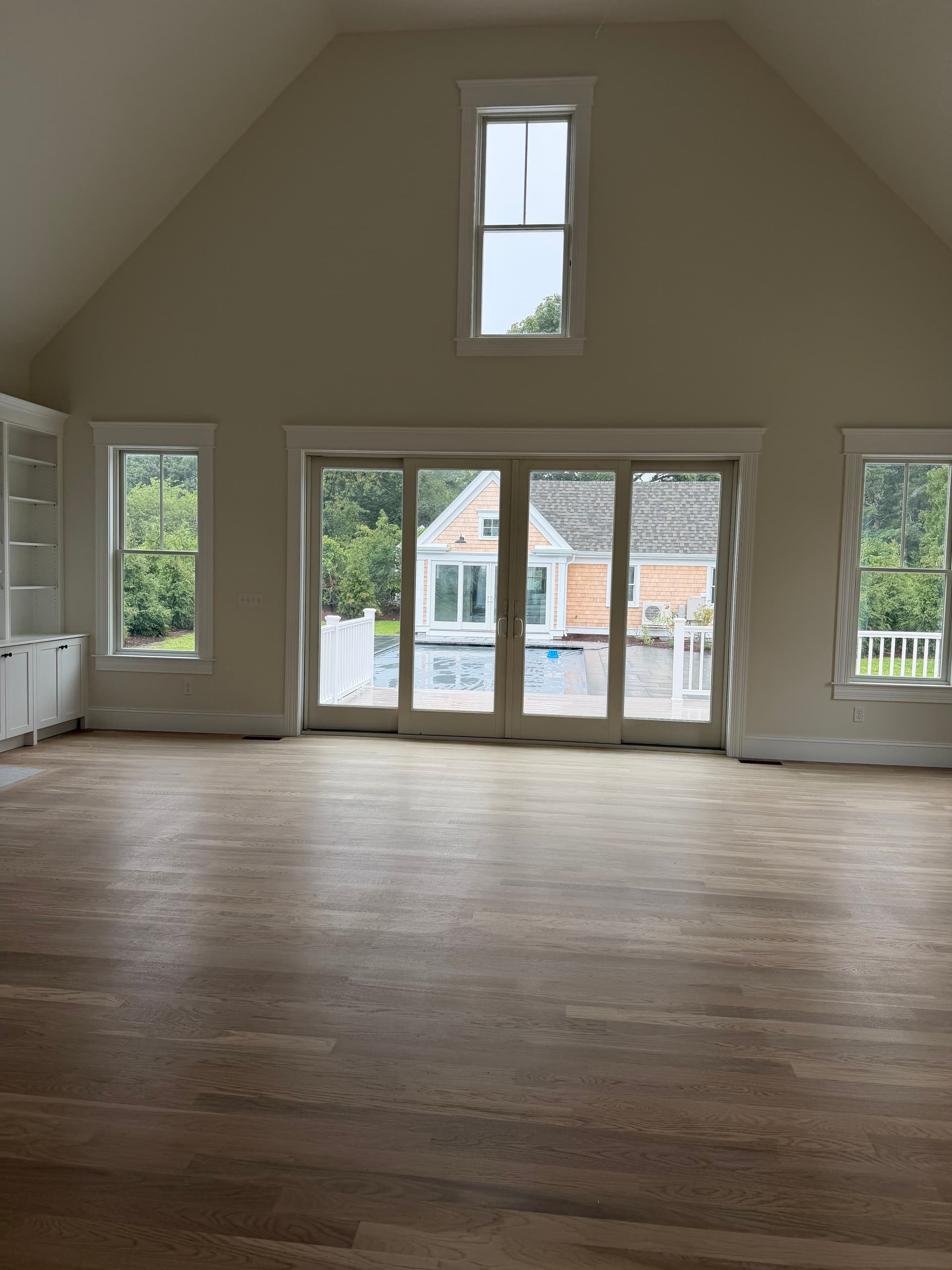 Gallery photos for Fresh Oak Hardwood Floors That Make Every Room Feel Brand New: Image #7