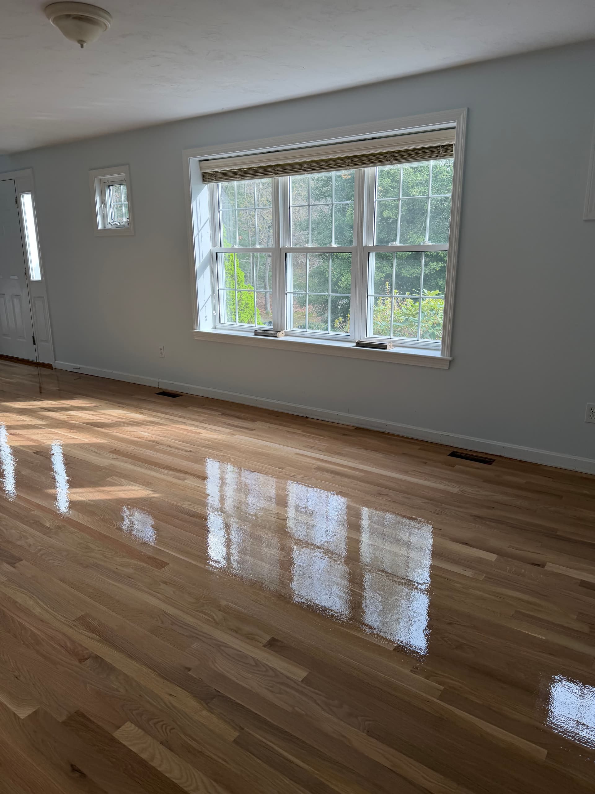 Gallery photos for Oak Hardwood Floors Refinished with Loba Finish: Image #3