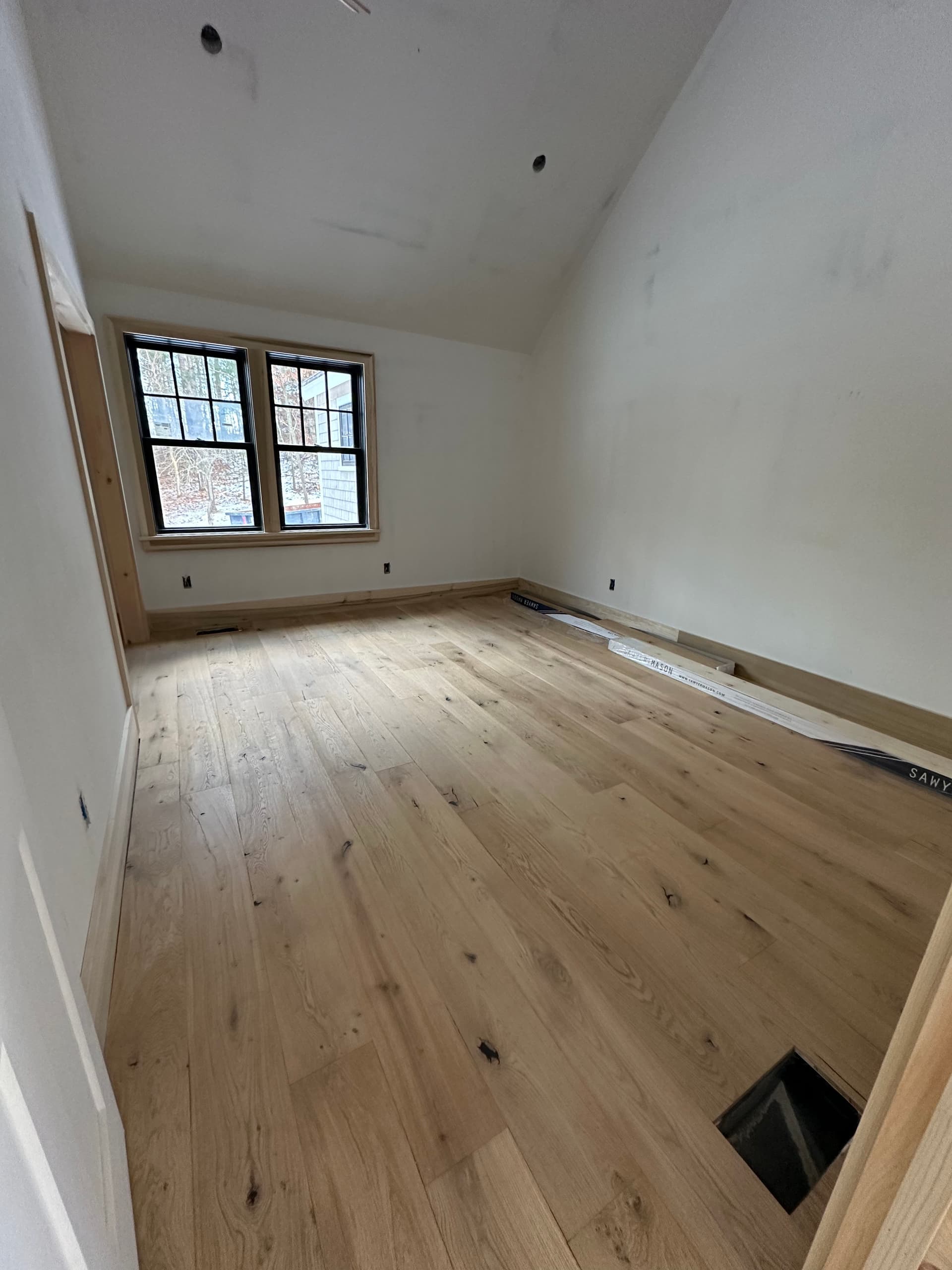 Gallery photos for Why Prefinished Hardwood Floors Are Worth Considering: Image #1