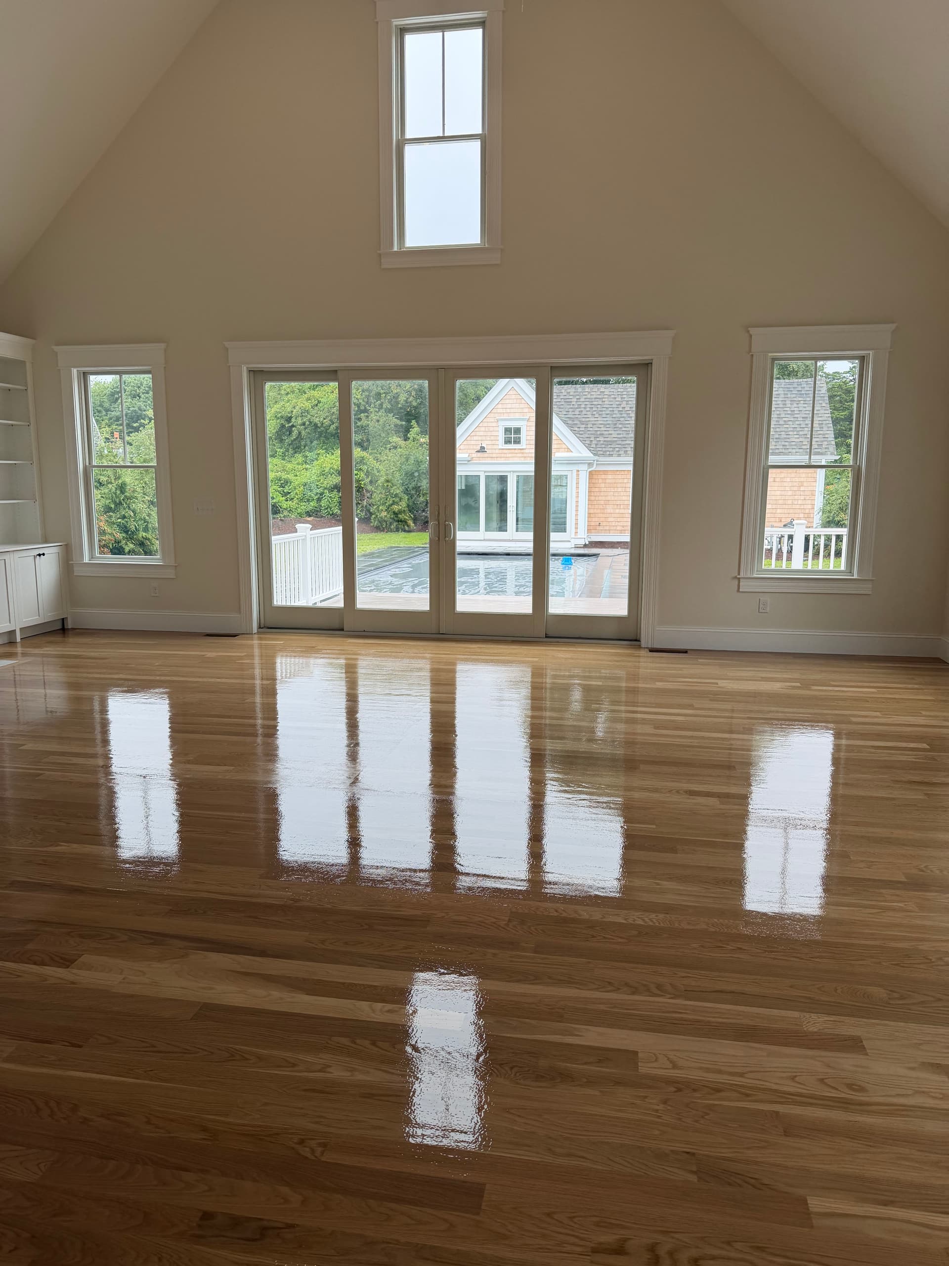 Gallery photos for Fresh Oak Hardwood Floors That Make Every Room Feel Brand New: Image #2