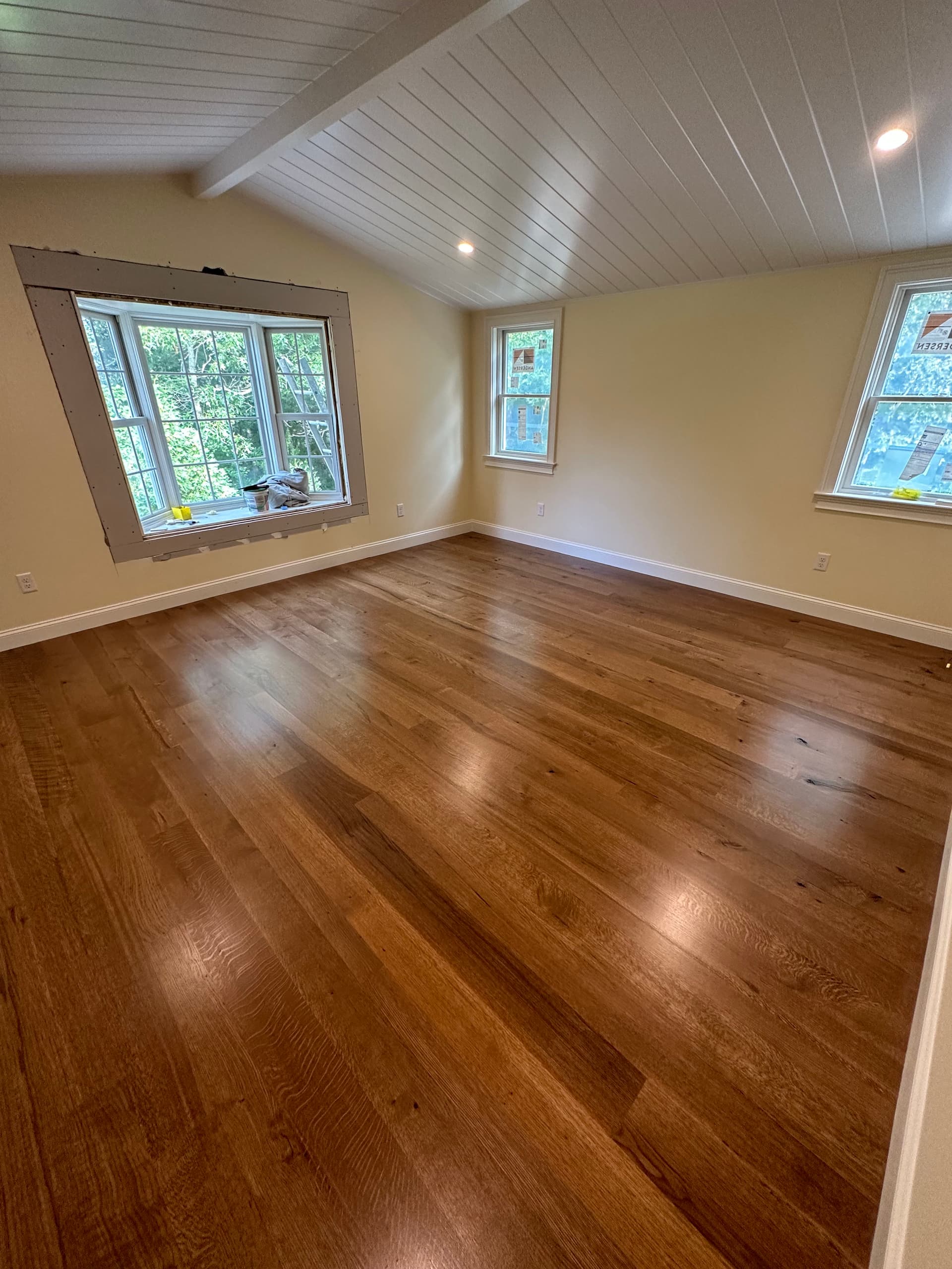 Gallery photos for Beautiful Hardwood Flooring Installation: Image #1