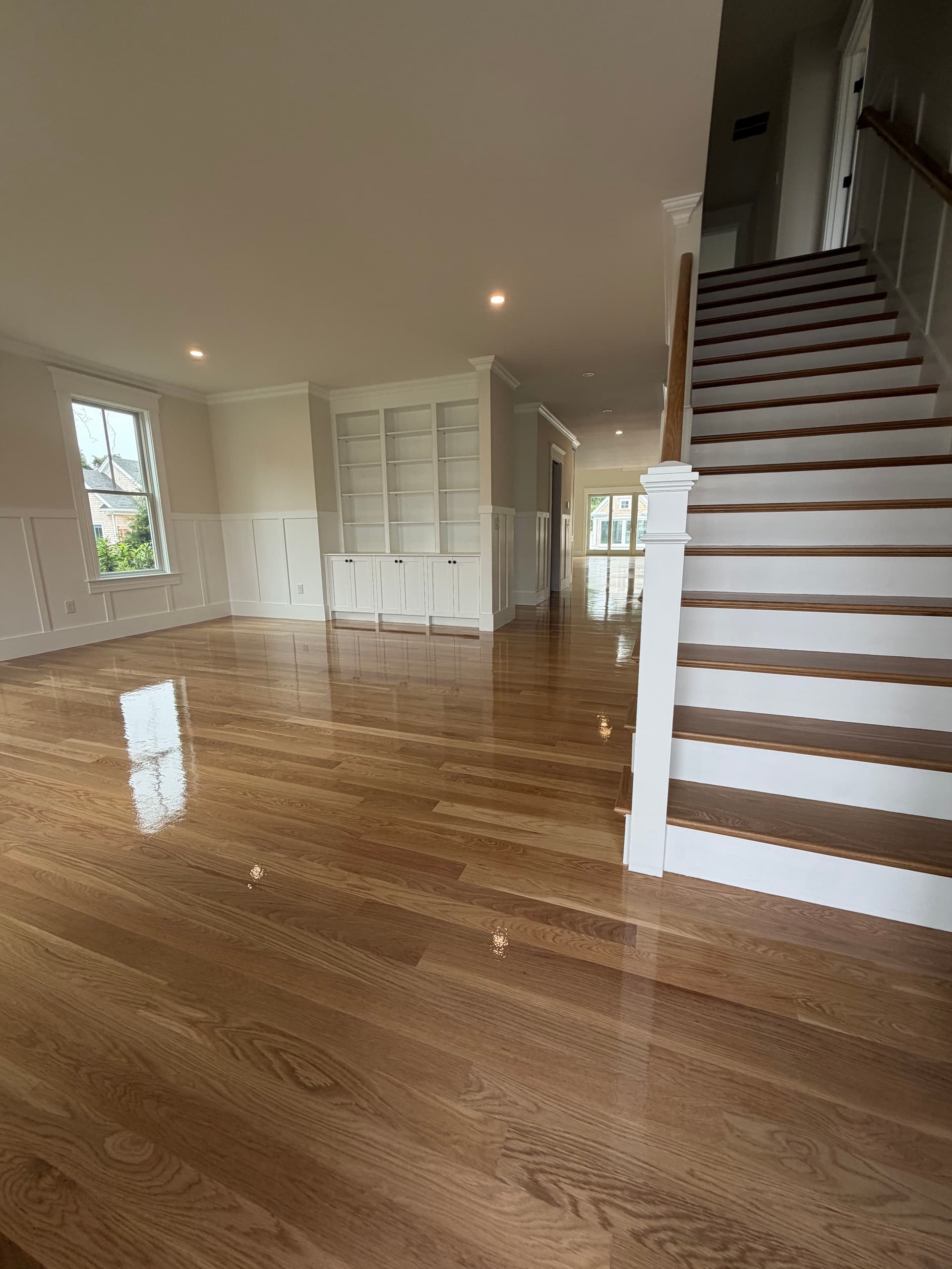 Fresh Oak Hardwood Floors That Make Every Room Feel Brand New image