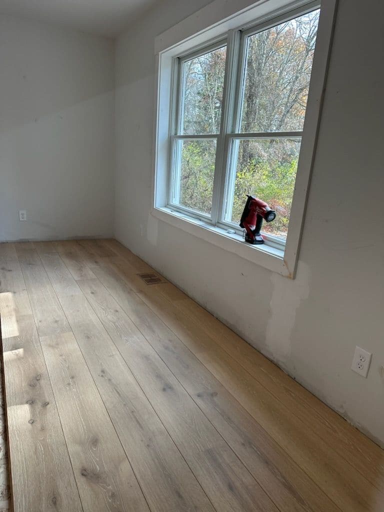 Gallery photos for Crafting Warmth and Elegance with Hardwood Floors: Image #2