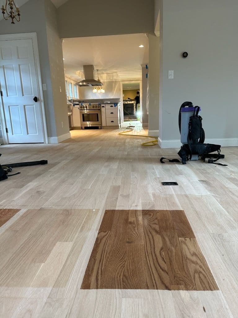 Gallery photos for Exploring Oak Floor Stains for Perfect Home Ambiance: Image #2